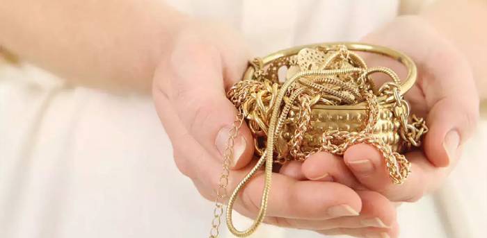 طرز تشخیص طلا از بدل در خانه