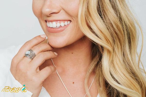 انگشتر در هر انگشت زنانه نشانه چیست 