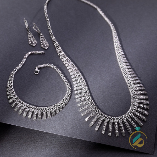 سرویس تمام تراش سفید