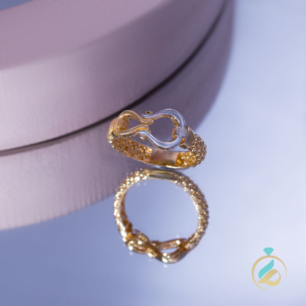 انگشتر طلا نمادار امگا