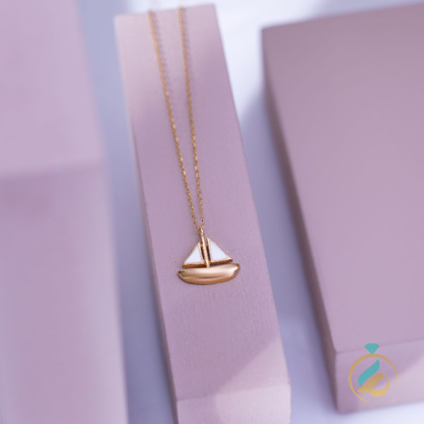 گردنبند طلا مینیمال قایق