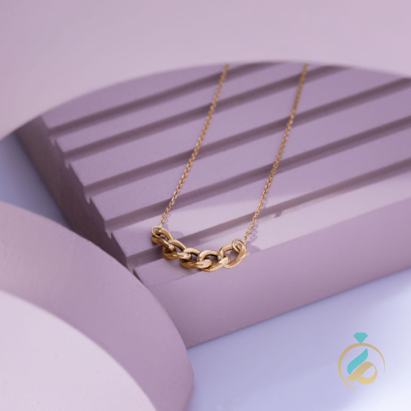 گردنبند طلا مینیمال کارتیه.