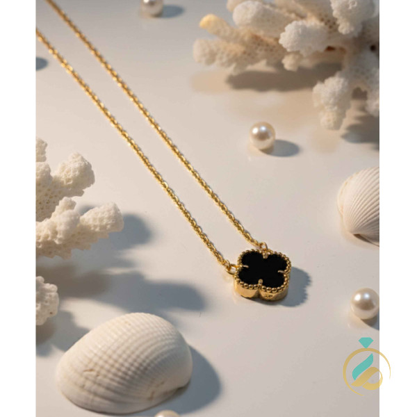 گردنبند طلا ونکلیف مشکی