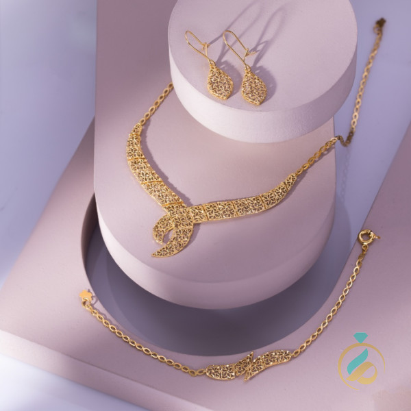 سرویس  طلا زرد لاریس