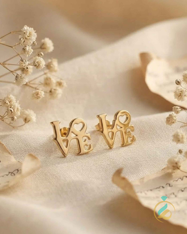 گوشواره میخی love طلا
