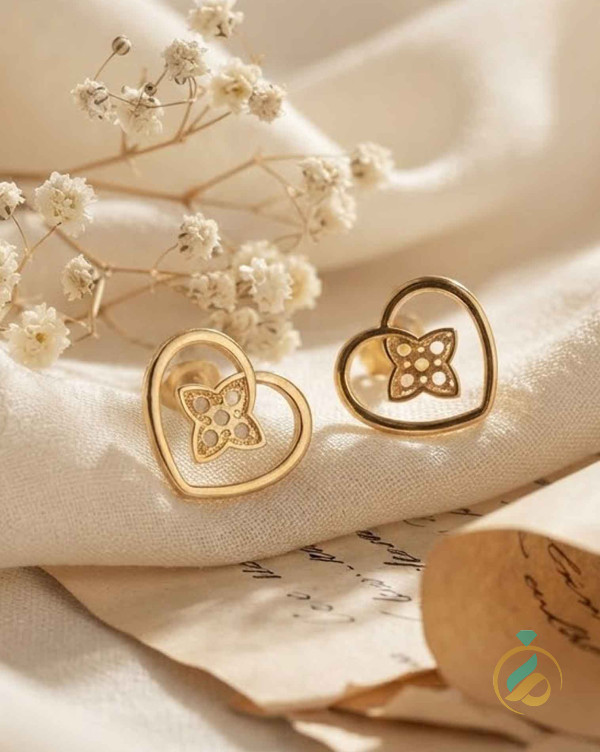 گوشواره میخی قلب طلا