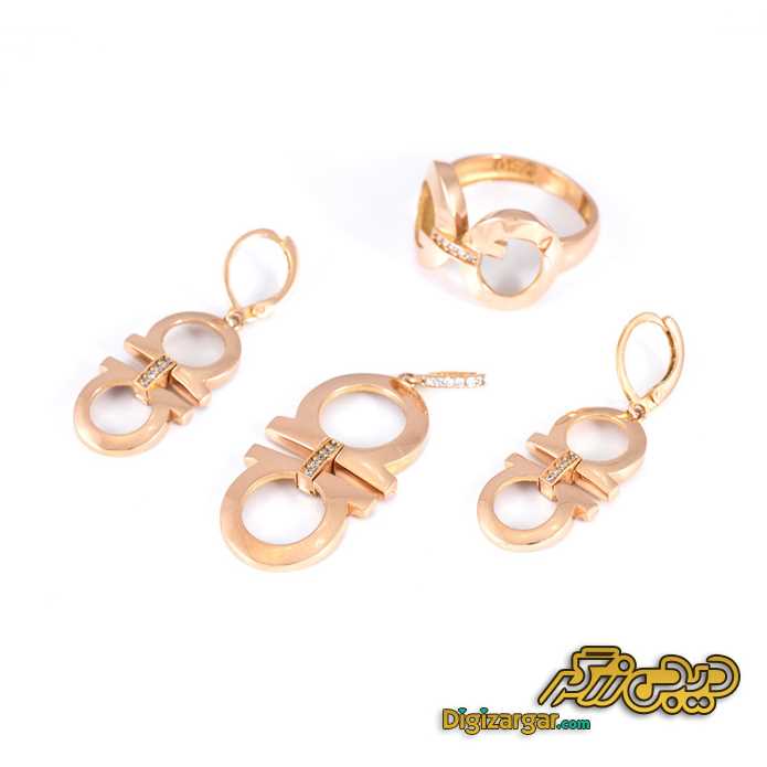 نیم ست طلا پنتره