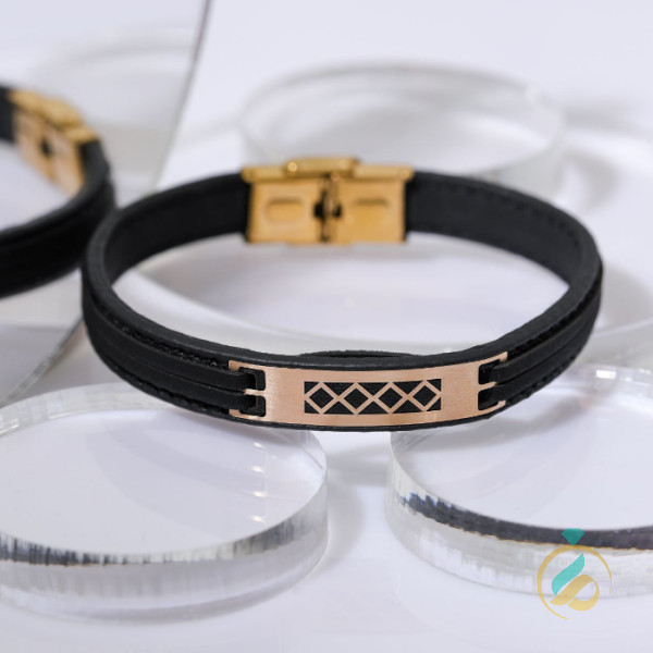 دستبند چرم طلا لوزی