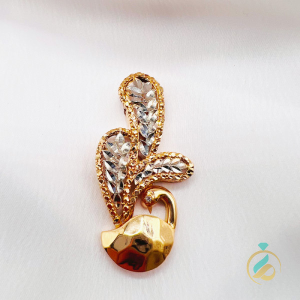 مدال طلا طرح طاووس یکتاخواه