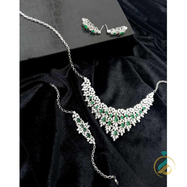 سرویس طلا سفید جواهر سبز
