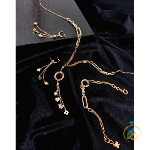 سرویس آویز‌دار کارتیه