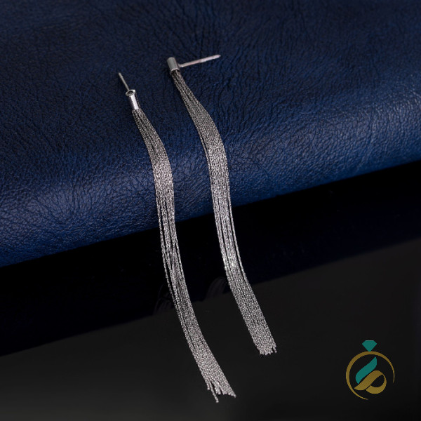 گوشواره آویز میخ سفید