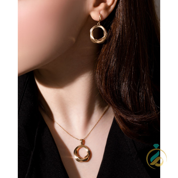 نیمست طلای دایره تابان