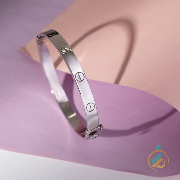 دستبند طلا کارتیر لاو