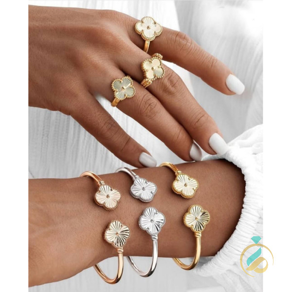 بنگل طلا کالکشن ونکلیف