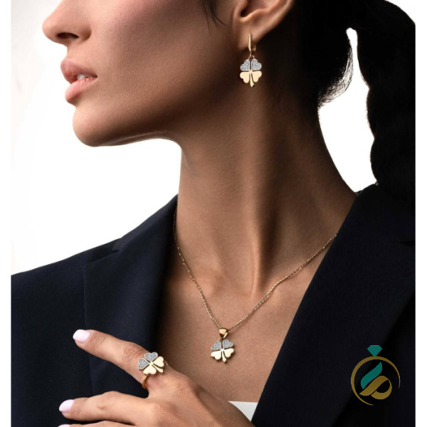 نیمست طلا لوکس شبدر