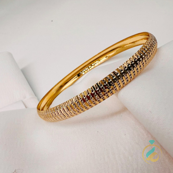 النگو طلا ویکتور یکتاخواه