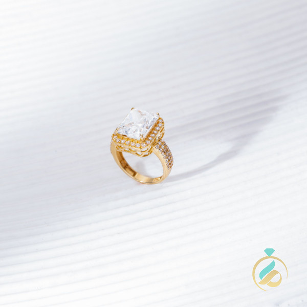 انگشتر طلا نگین کریستال