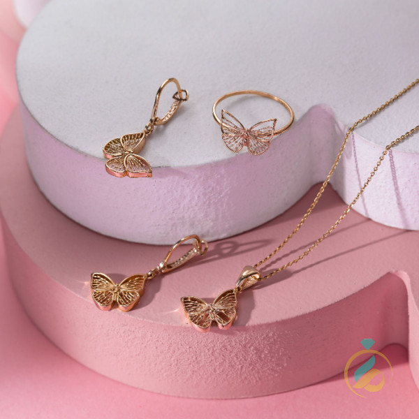 نیمست طلا پروانه طلایی